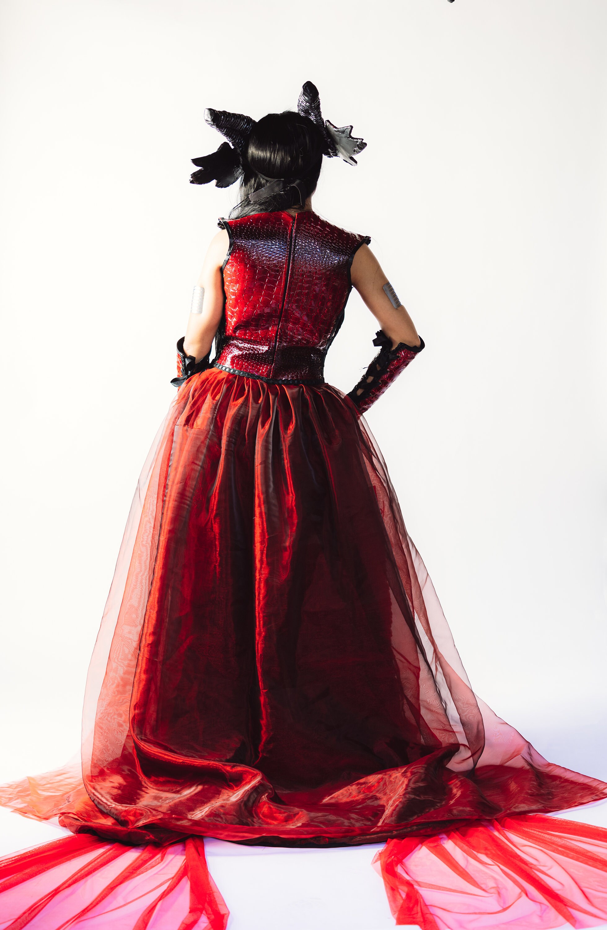 COMPLETE DRAGON QUEEN Warrior Costume Fantasy Cosplay dragon Horns Head