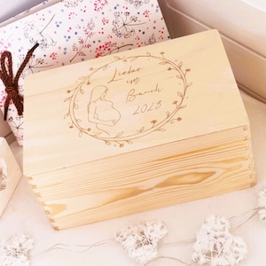 Memory Box / Love in the Belly / Baby Birth / Pregnancy / Wooden Box / Memory Box / Personalized / Engraving / Gift /