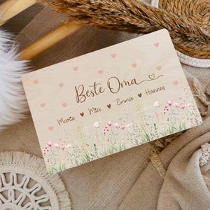 Erinnerungskiste Wildflowers Babyerinnerungskiste Geschenk zur Geburt Erinnerungsbox mit Blumen und Herzen mit Namen personalisiert Mama