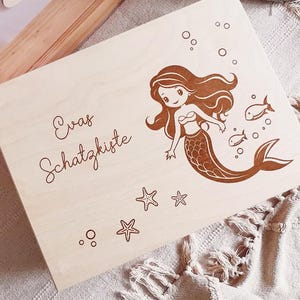 Erinnerungskiste Schatzkiste Schatztruhe mit Meerjungfrau Meermotiv mit Namen personalisiert Geschenk für Mädchen zum Geburtstag Weihnachten