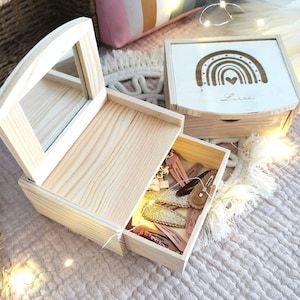 Schmuckkästchen Schmuckkiste Haargummibox aus Holz mit Spiegel personalisiert mit graviertem Motiv Einhorn Regenbogen Pferd Meerjungfrau