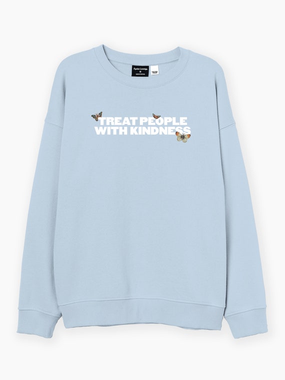 Trate a las personas con sudadera de amabilidad camisa TPWK | Etsy España