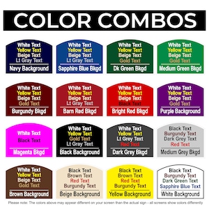 Puede incluir: Una tabla de colores titulada COLOR COMBOS que muestra diecis&eacute;is muestras de letreros arqueados con varias combinaciones de colores de fondo y texto. Cada muestra enumera los colores de texto disponibles para ese fondo, incluyendo blanco, amarillo, beige, oro, gris, negro, rojo, burdeos, verde y azul.
