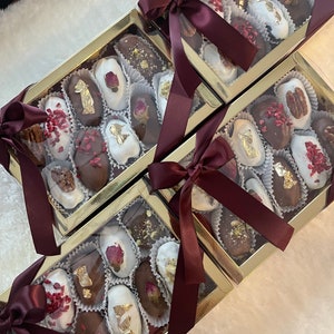Chocolate Covered  Medjool Dates - Ramadan / Eid (box of 10 or 20)