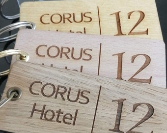 Rechthoekige zakelijke sleutelhangers Groot formaat gepersonaliseerde logo gegraveerde naam en nummer