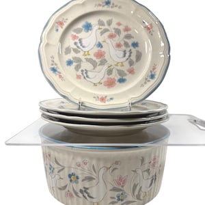 Action stoneware