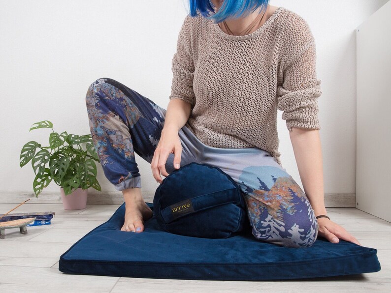 Meditation Set Zafu Round floor cushion Velvet Yoga bolster and Mat