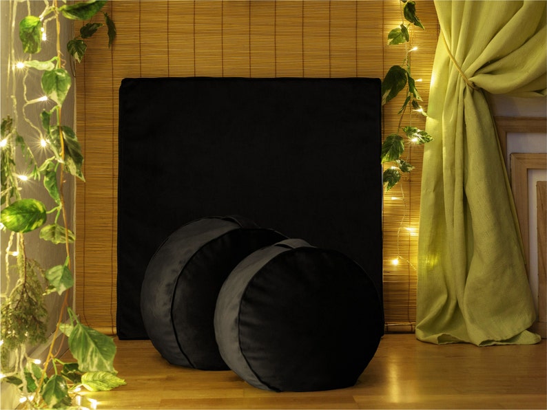 Meditation Set Zafu Round floor cushion black Velvet Yoga bolster and Mat