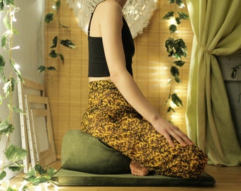 Meditation Cushion Set Zabuton & Zafu Luxury Velvet Green Moss Organic Buckwheat Hulls filling Mindful Gift