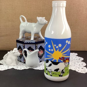 Vintage Milk Bottle CARLTON GLASS USA Farmhouse Cow Milk Glass Bottle Country Farmhouse Decor Black White Cow Vintage Kitchenware