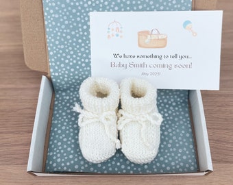 Baby Reveal to Grandparents, Custom Pregnancy Announcement, Baby Announcement Card, Pregnancy Announcement Grandparent, Baby Booties