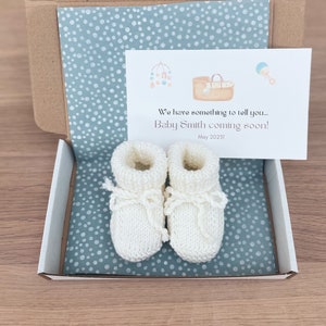 Baby Reveal to Grandparents, Custom Pregnancy Announcement, Baby Announcement Card, Pregnancy Announcement Grandparent, Baby Booties