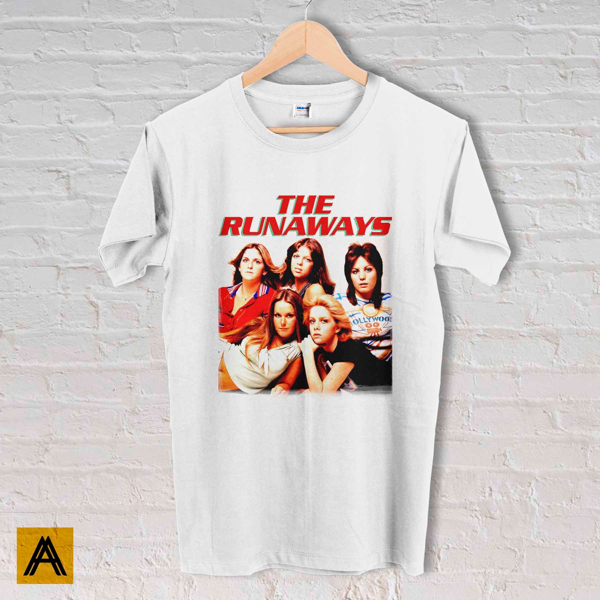 Discover The Runaways T-Shirt Teenage American Rock Band Joan Jett