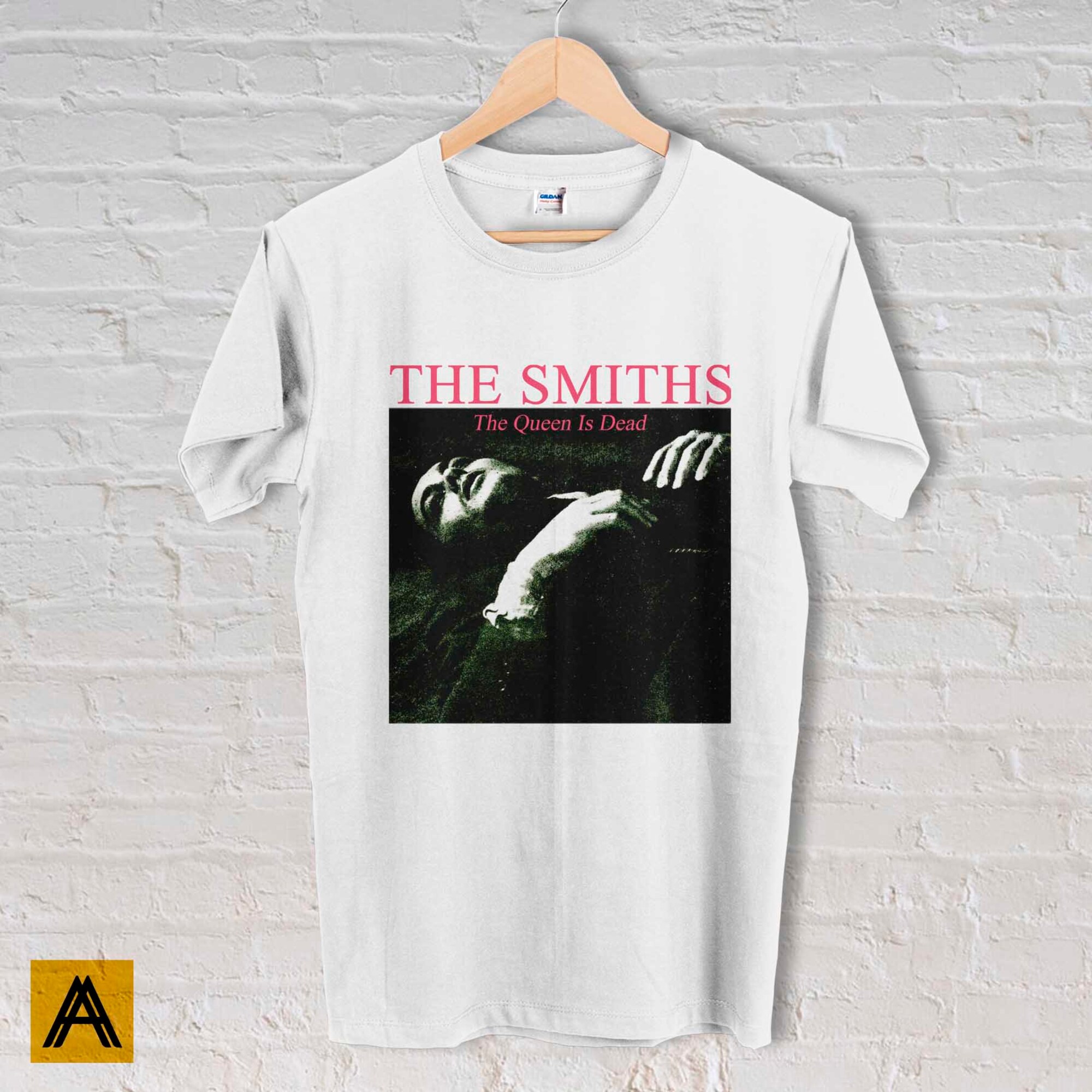 Discover The Smiths The Queen is Dead T-Shirt