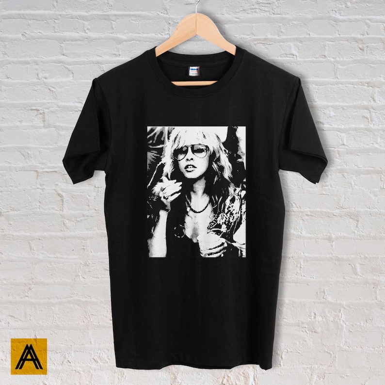 Stevie Nicks Shirt Vintage Stevie Nicks Tshirt Unisex Gildan Etsy