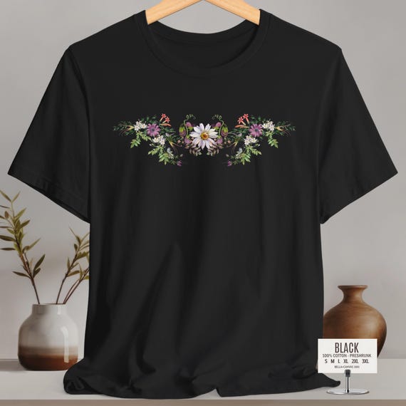 Daisy Flower Botanical Wildflower Art T-Shirt Daisy Flower Botanical Wildflower Art T-Shirt