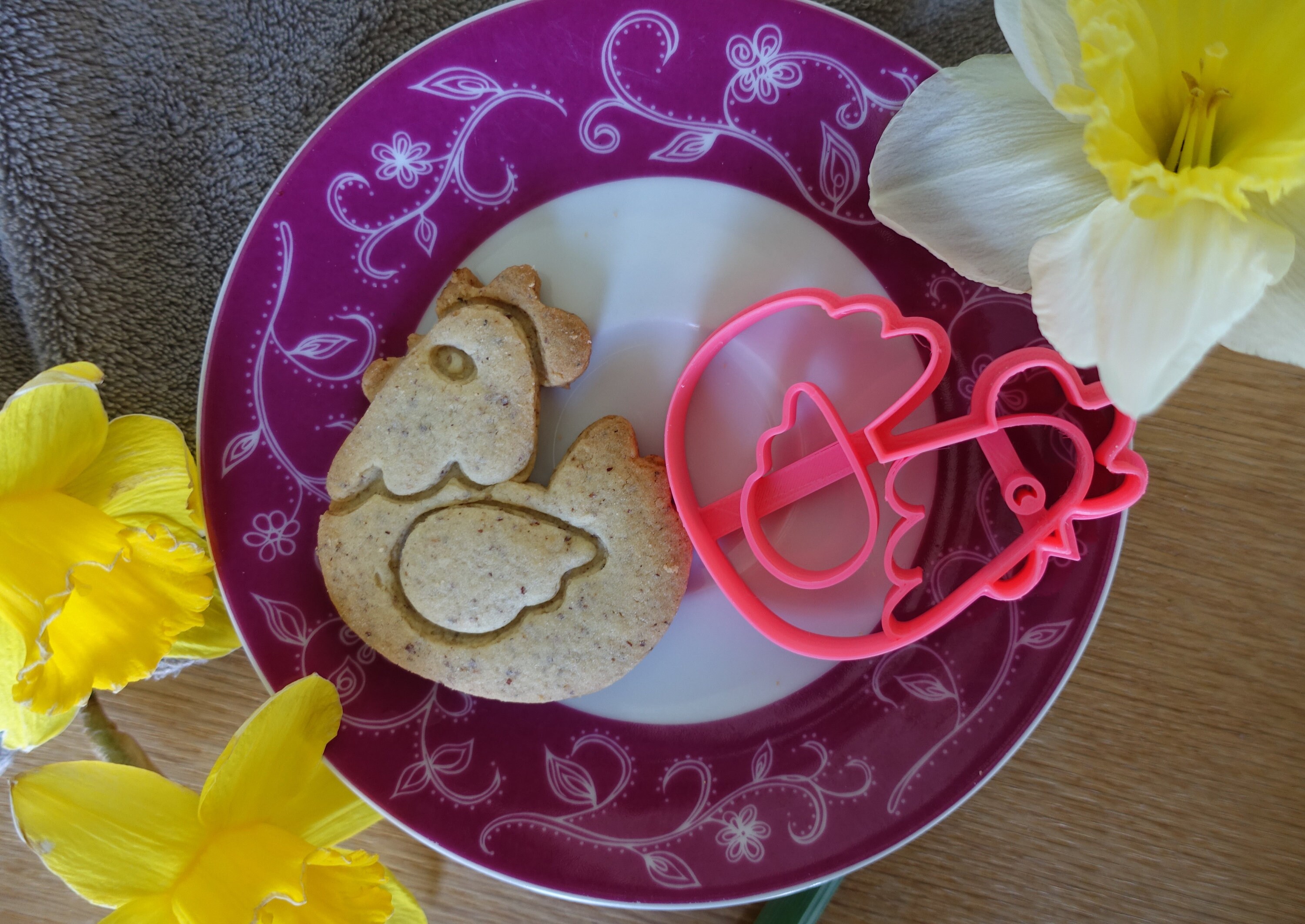 Emporte Pièce Poule | Emporte-Pièce Biscuit, Gateau, Sablé, Pâtisserie, Fimo Paques Poussin Oeuf Mou