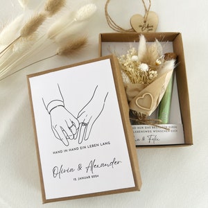 Geschenkschachtel Geldgeschenk zur Hochzeit Blumenstrauß Trockenblumen Personalisiert Handgefertigt Bild 10