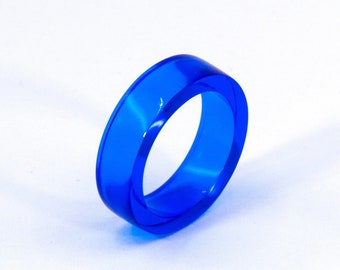 Electric Blue Transparent Ring, Acrylic Ring, Bold Statement Ring, Stackable Circular Ring, Minimalist Ring, Beautiful Jewelry