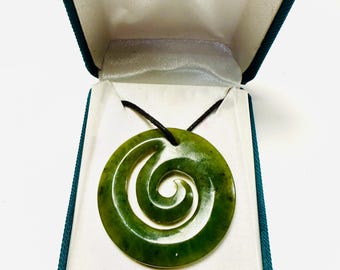 Kori Spiral Maori Pounamu Greenstone New Zealand Jade Pendant Necklace