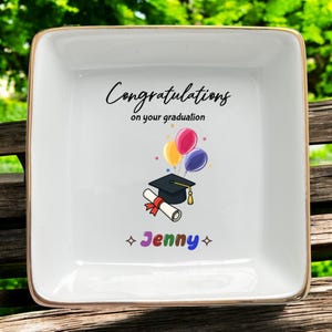 Herzlichen Glückwunsch zu Ihrem Abschluss am Abschluss Tag Ring Schale Geschenk für die beste Freundin, College Abschluss Geschenk für sie Andenken Ringhalter
