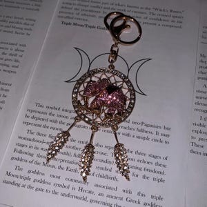 Luxury Charm, Bound To 3 Powerful Luck Spells