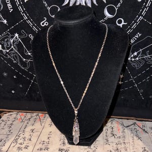 Amuleto del Hechizo Olvidado: Despierta Habilidades Mágicas Latentes en Ti