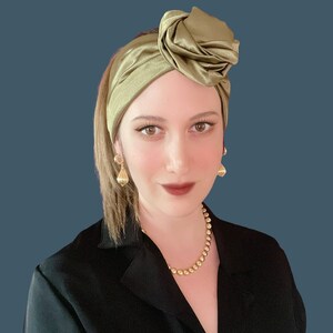 Bandeau en fil de satin olive, foulard en soie, couvre-chef filaire, turban multi-style, bandeau à volants image 3