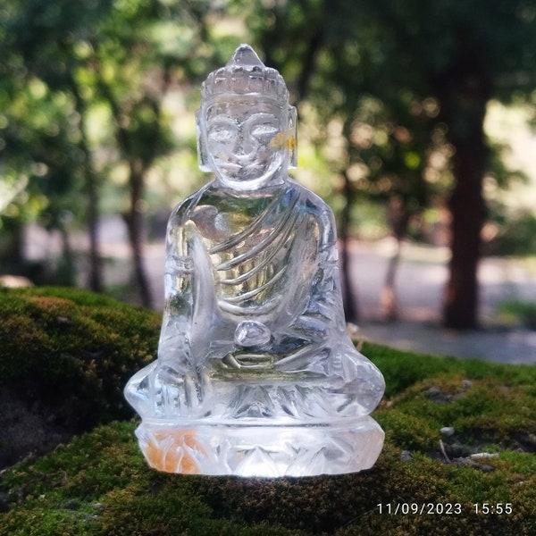 Bouddha en cristal de quartz transparent - sculpture sur cristal, cadeau de pendaison de crémaillère, décoration d'intérieur, cristaux de guérison et pierre 17 cm