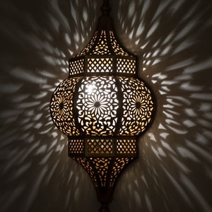 Marokańska mosiężna lampa ścienna, egzotyczny kinkiet do wystroju domu