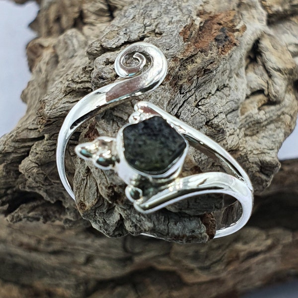Solid 925 Sterling Silver, Natural Moldavite Gem Stone Ring. Hi Quality Stone, Handmade Silver Ring Fancy MOON Shape RING Gifts for her.