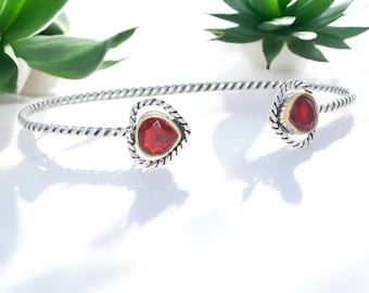 Brazalete de plata esterlina con piedras preciosas de granate: hermoso brazalete de diseñador, regalo perfecto para ella