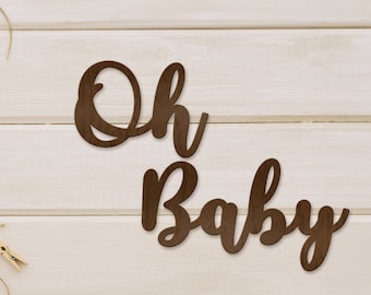 Trä-"Åh, baby"-skylt | Modern babyshowerdekoration | Neutral väggkonst för barnkammaren | Rustik björkfestdekoration | Babybordsdisplay