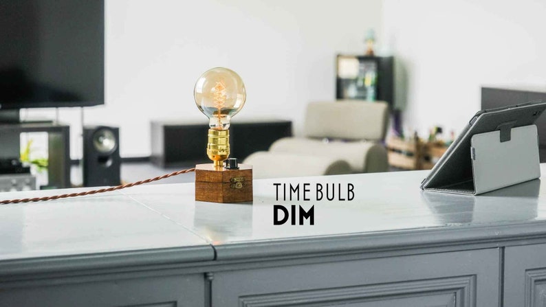 Dimmable Edison Lamp TIMEBULB Dim | Bakelite Knob Switch | Gold Socket E27 Bulb | Vintage Industrial Steampunk | Night Table Home Decor Gift | Dinner Table Bar Shelf Sideboard Console Lighting. Available on Artigiano In Fiera 2024, Milano.