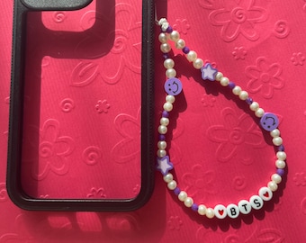 Beaded phone charm