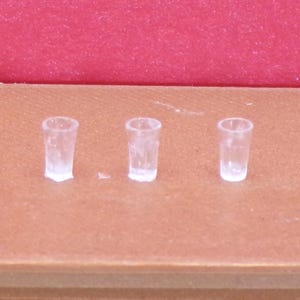 Maßstab 1:24 Set mit 4 klaren Trinkgläsern