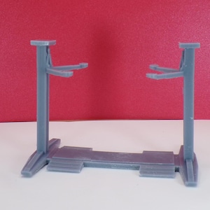 1:24 Scale Miniature Automotive Lift | Dollhouse Garage Car Hoist | Tiny Vehicle Lift for Model Car Workshop Dioramas
