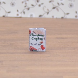 1:24 Scale Christmas Crafting - Holiday Crafting