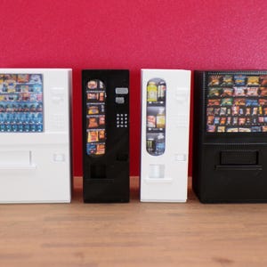 1:24 Scale Miniature Snack Vending Machines (Set of 2) | Dollhouse Food Accessories | Miniature Modern Vending Machines for Dioramas