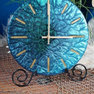 Blue / Green Colorshifting 12” Clock Designer Clock - Etsy