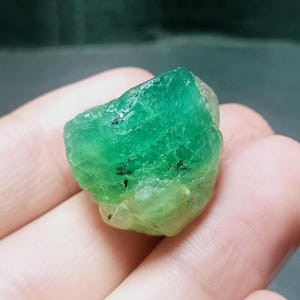 Big Emerald Rough, Gemstone Raw Emerald, Natural Colombian Emerald, Emerald Rough, Emerald Rough For Jewellery.