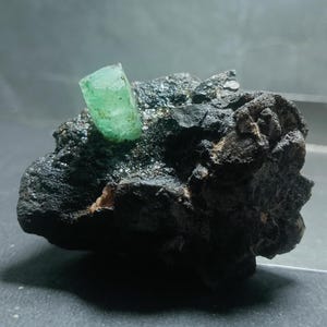 Big Emerald Rough, Natural Zambian Emerald Rough Stone, Raw Emerald, Rare, Top Quality Rough, Antique Emerald Rough, Size 48x36mm.