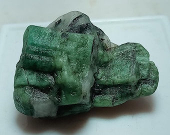 Natural Zambian Emerald Rough Stone: Big Emerald Gemstone (36x25mm)