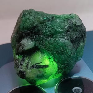 Big Emerald Rough Stone / Natural Zambian Emerald Rough Stone, Transparent, Raw Emerald, Rare, Top Quality Rough, High Quality Emerald.
