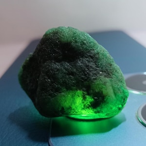 100% Natural Untreated Colombian Emerald Rough Loose Gemstone Raw Emerald Natural Emerald, Emerald Rough, Emerald Specimen.