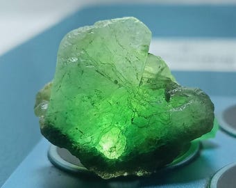 Natural Colombian Emerald Rough, Raw Gemstone (20x17mm)