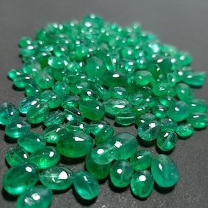 50 Pcs Emerald Oval Beads Lot, Natural Zambian Emerald Beads, Emerald Beads For Necklace and Jewellery, Beads Size 6 to 12mm.