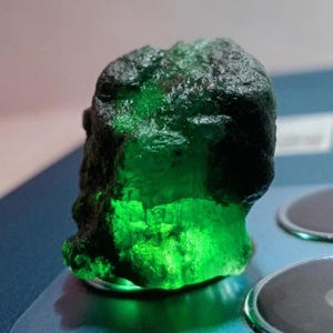 Big Zambian Emerald Rough Stone: 69 Carat Natural Gemstone