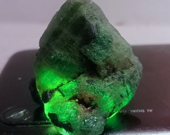 Big Emerald Rough Stone / Natural Zambian Emerald Rough Stone, Raw Emerald, Rare, Top Quality Rough, Emerald Zambian Rough, Size 31×40mm.