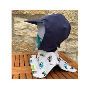 weatherproof peaked cap, aviator cap made of weatherproof, water and wind-repellent softshell, hat for outdoor, skiing, hiking
